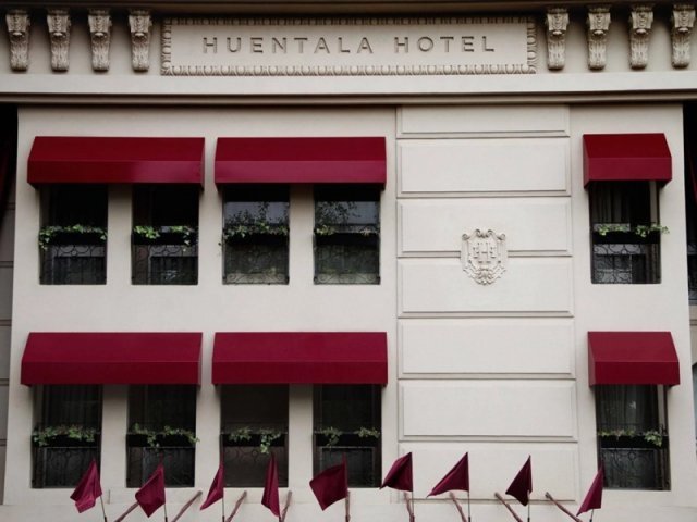 hotel-img